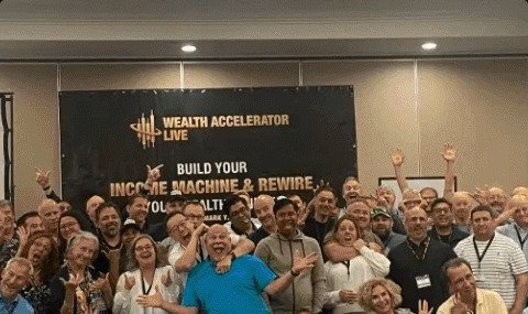 Wealth Accelerator attendees together in Clearwater